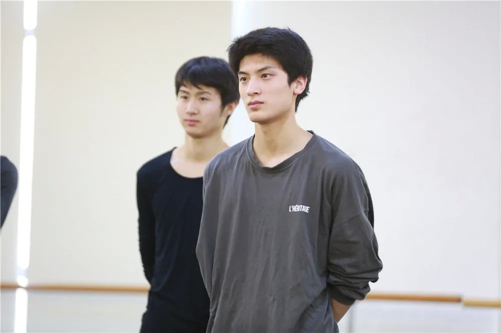 表演藝考生如何選擇朗誦文章