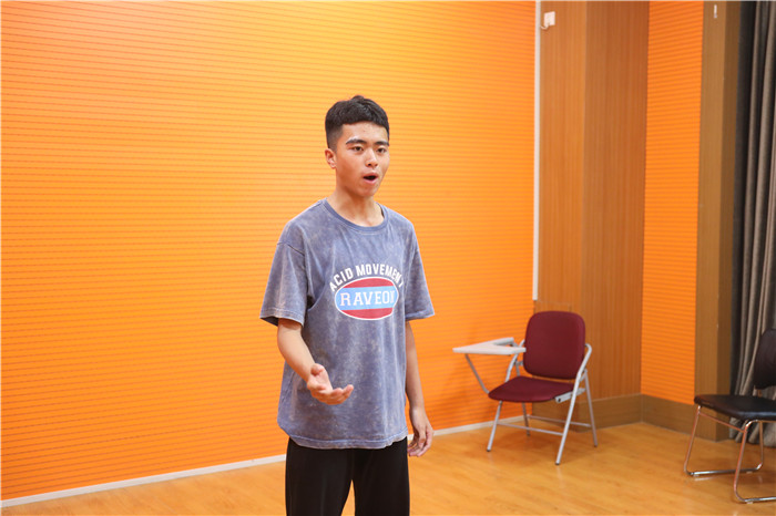 表演專(zhuān)業(yè)如何進(jìn)行解放天性訓(xùn)練