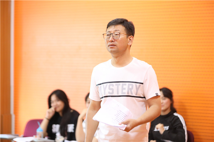 表演藝考生應該怎么訓練形體