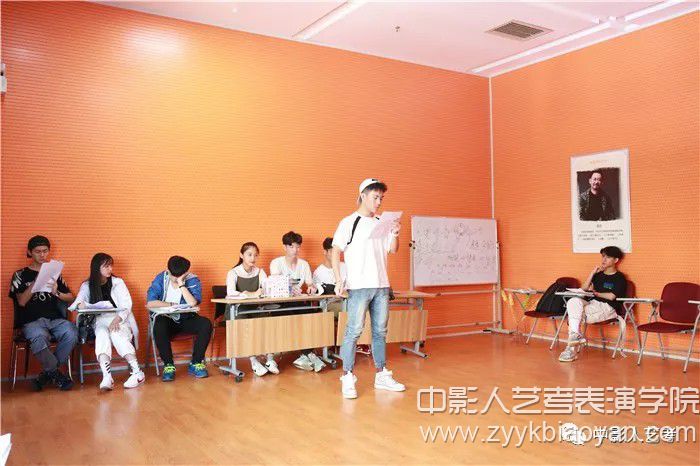 影視表演培訓(xùn)機(jī)構(gòu)哪家好.jpg