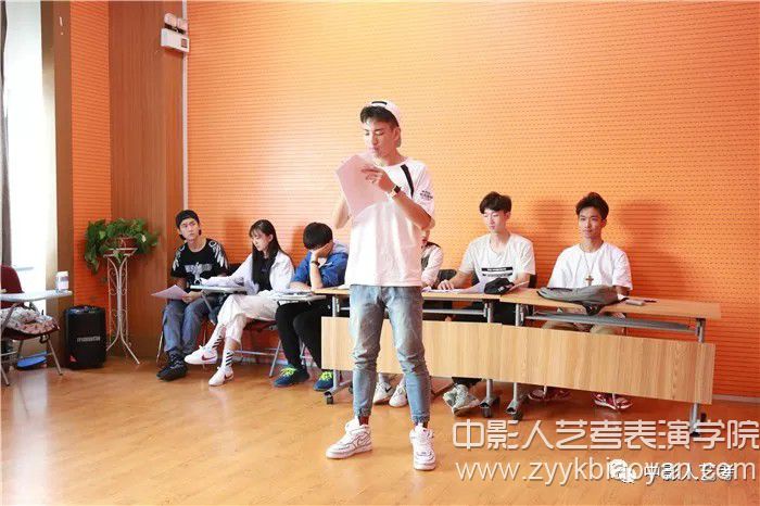 影視表演培訓(xùn)機(jī)構(gòu)哪家好.jpg
