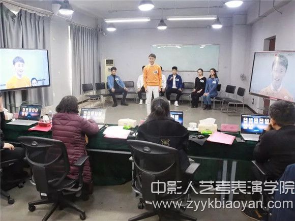 影視表演三試考試情景.jpg