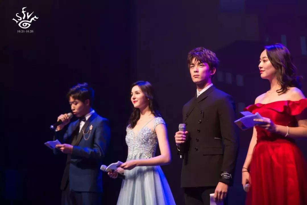 閉幕式頒獎(jiǎng)環(huán)節(jié)