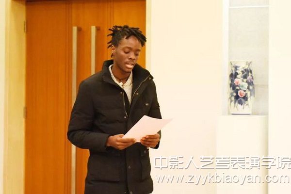 贊比亞留學生代表涂墨奇在用中文的發言.jpg
